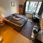 Zentral Gelegen Messe Zentrum Altstadt Dusseldorf