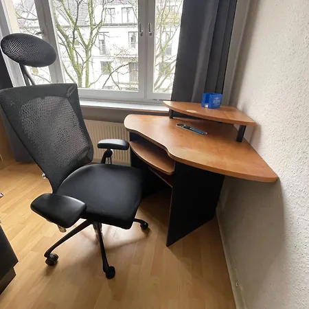Apartman Zentral Gelegen Messe Zentrum Altstadt Düsseldorf